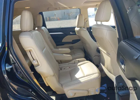 2015 Toyota Highlander Xle V6 z USA, uszkodzony, nr VIN 5TDJKRFH4FS149601